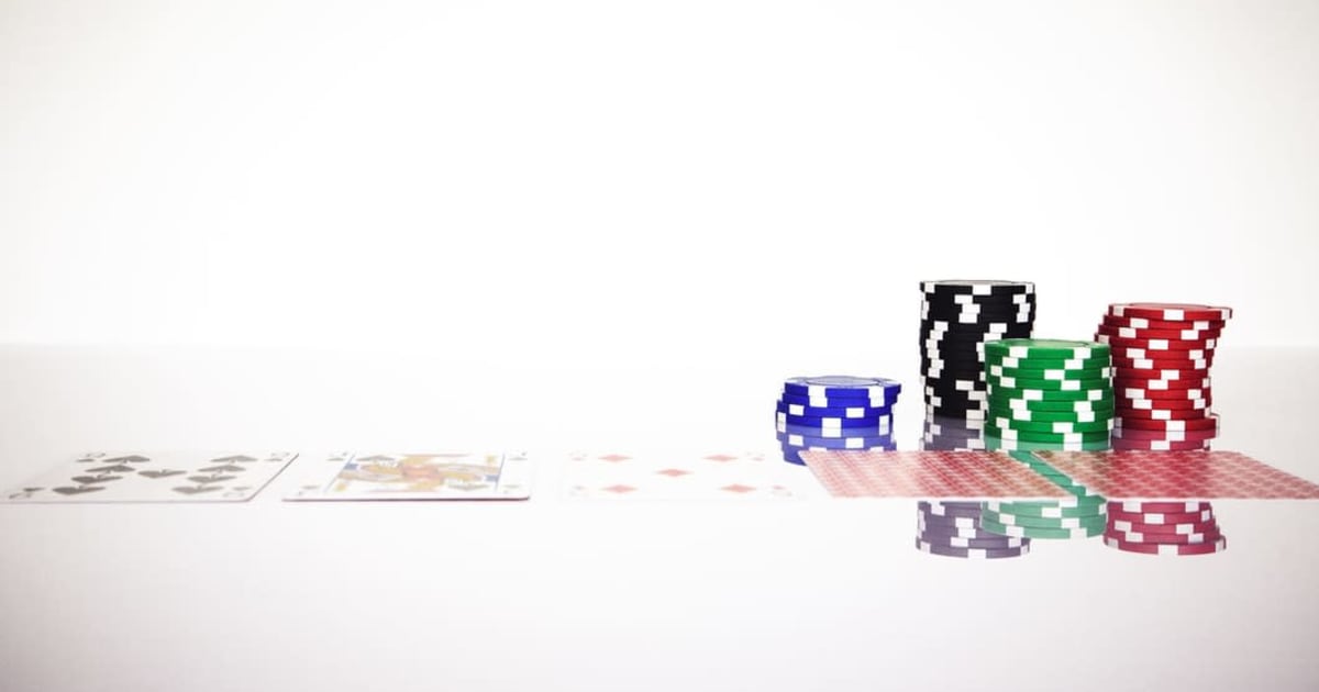 Pochopte pravidlo Blackjack Soft 17 v online hazardních hrách